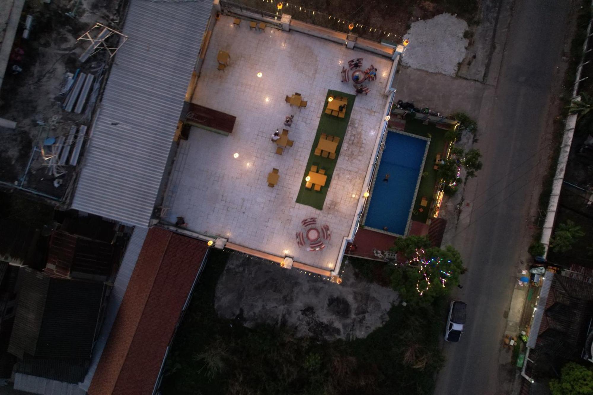 Annecy Hotel Vang Vieng Eksteriør bilde