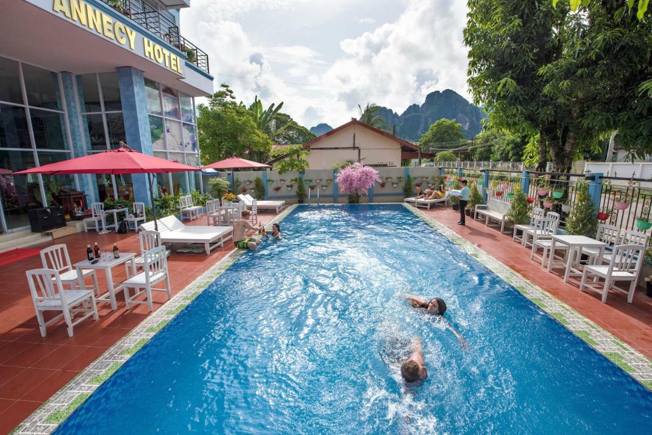 Annecy Hotel Vang Vieng Eksteriør bilde