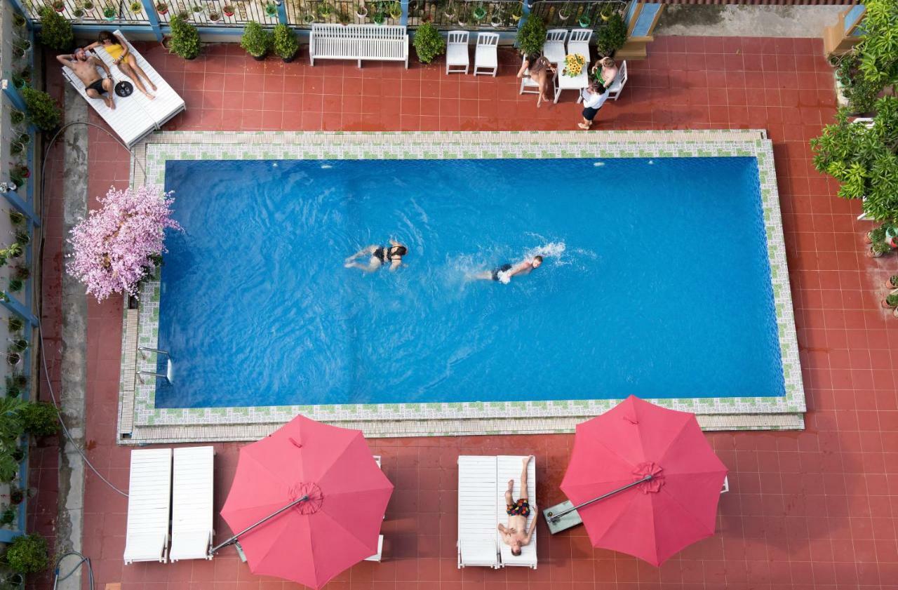 Annecy Hotel Vang Vieng Eksteriør bilde
