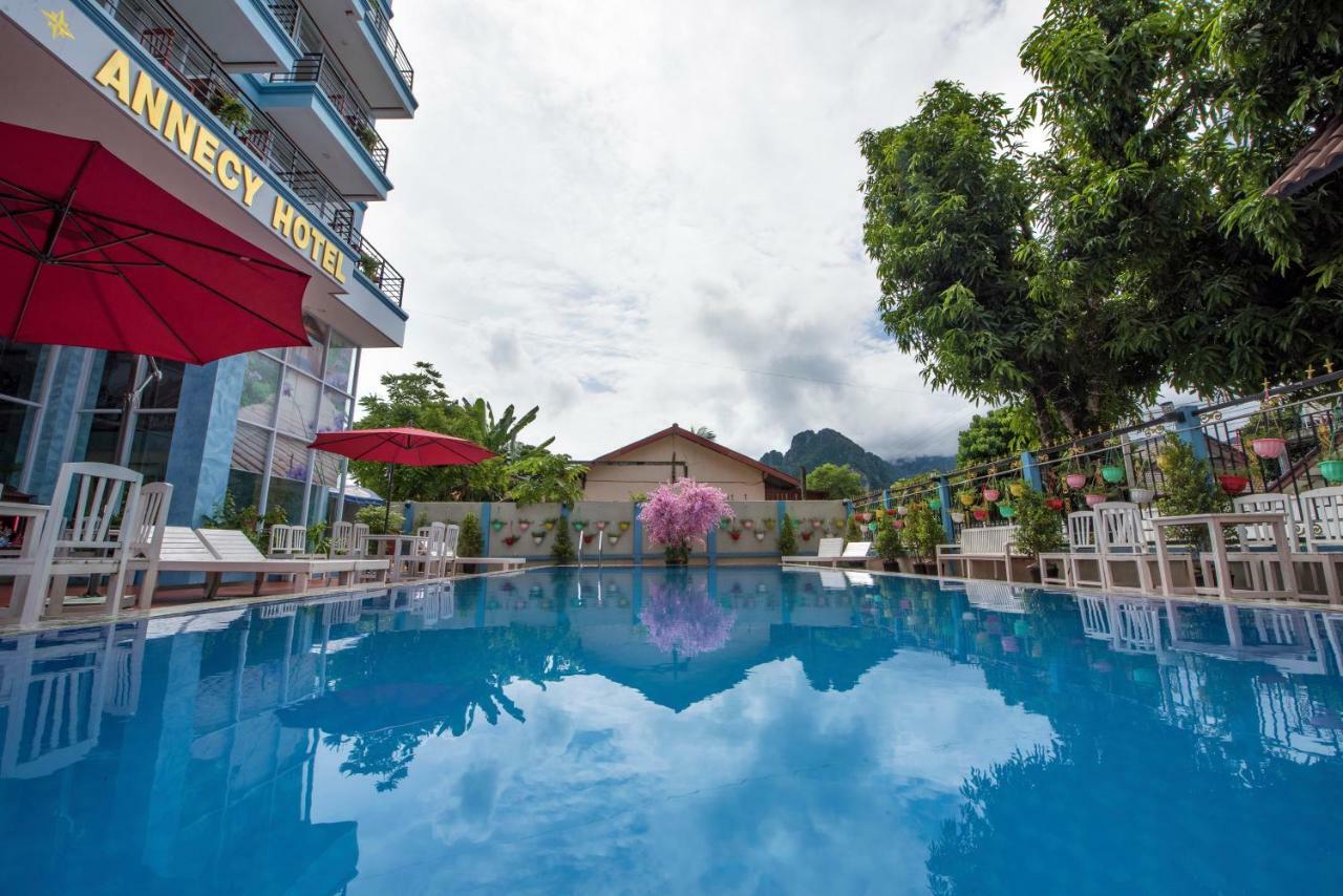 Annecy Hotel Vang Vieng Eksteriør bilde
