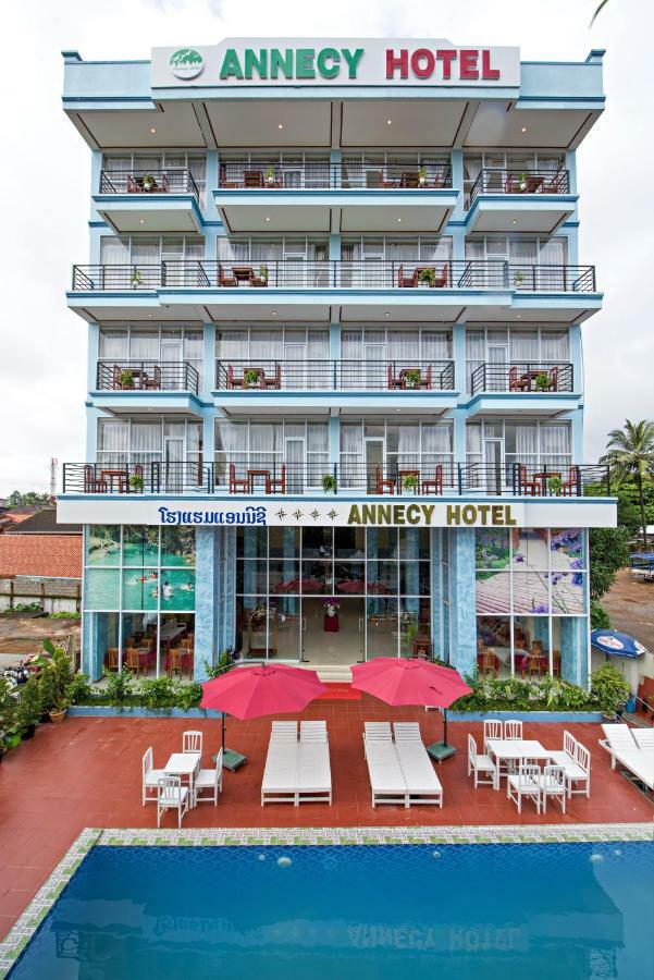 Annecy Hotel Vang Vieng Eksteriør bilde