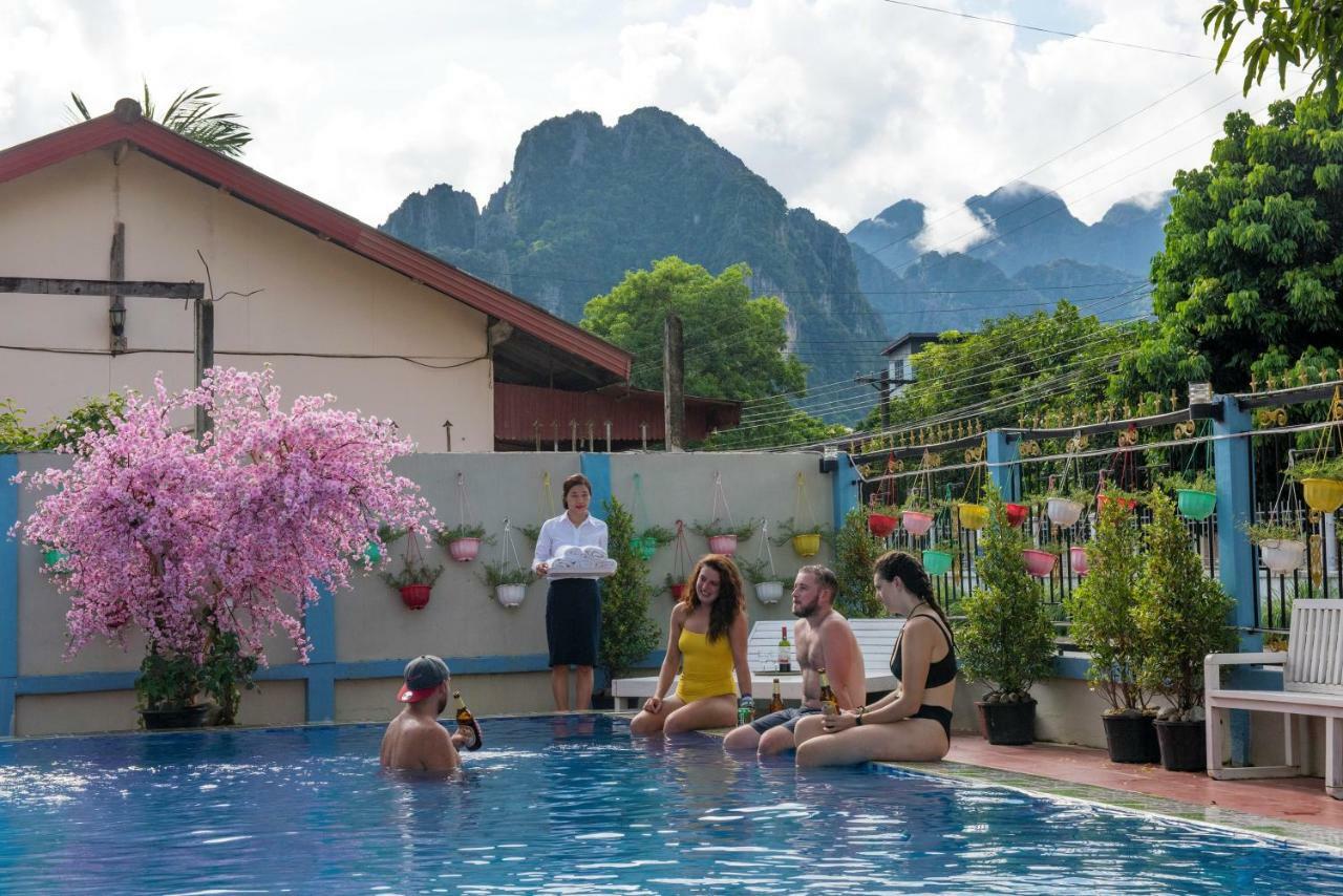 Annecy Hotel Vang Vieng Eksteriør bilde