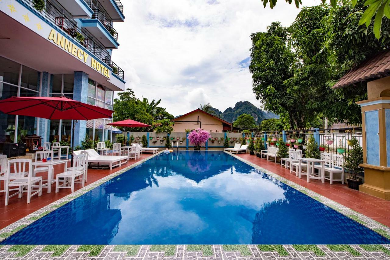 Annecy Hotel Vang Vieng Eksteriør bilde