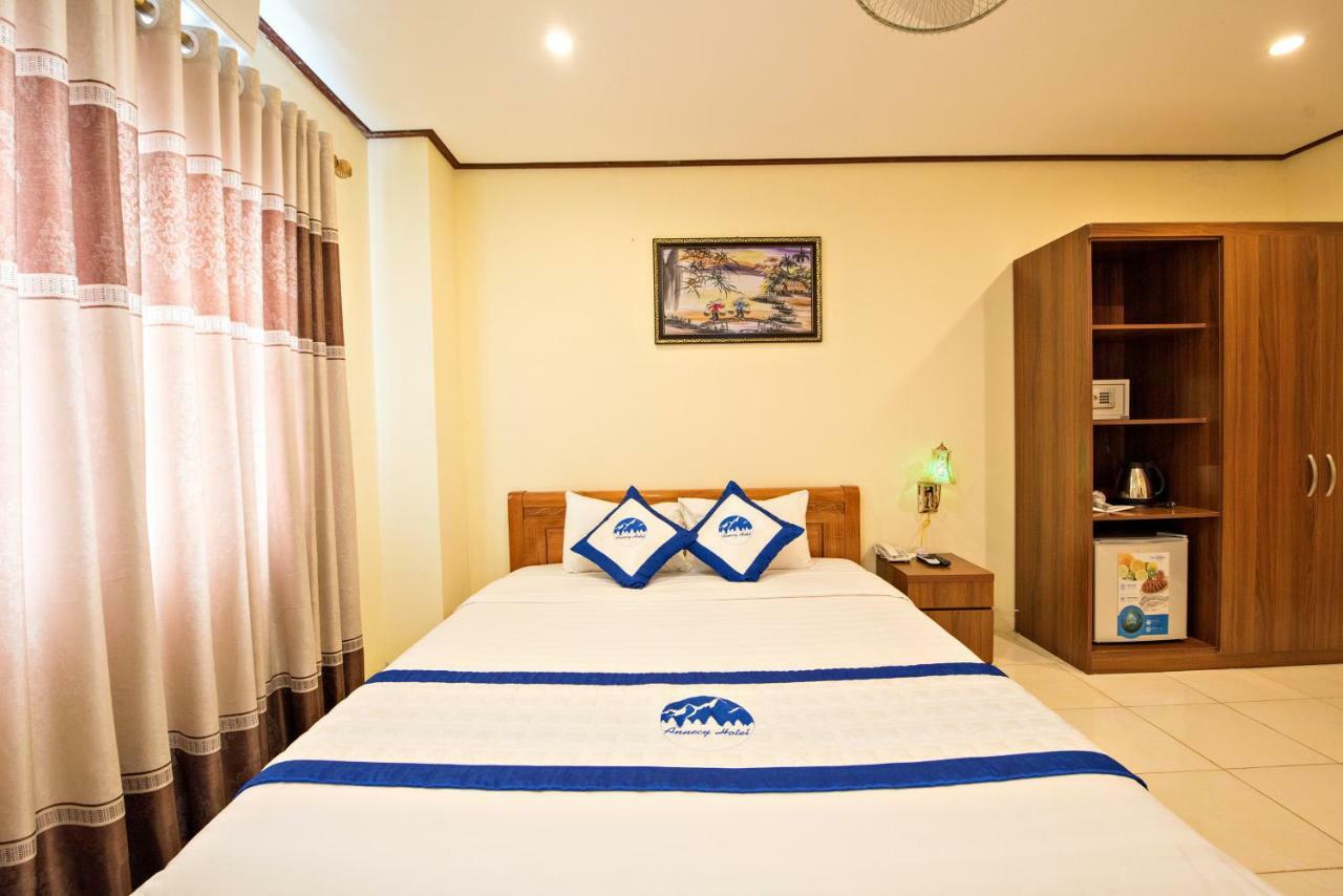 Annecy Hotel Vang Vieng Eksteriør bilde